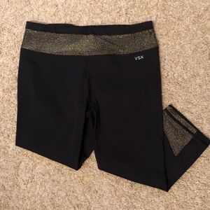 2/$10 VSX Victoria’s Secret Knockout Crop Capri